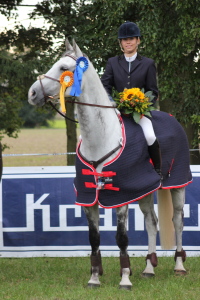 CDV Cup Siegerin Katja Meinecke auf Abington